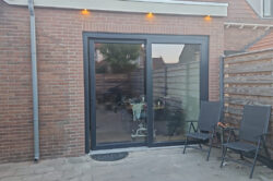 Aanbouw plaatsen